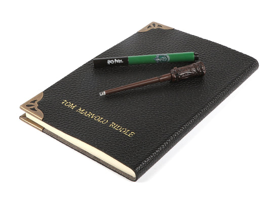 Tom Riddle's Dagbog, Pen og Stav
